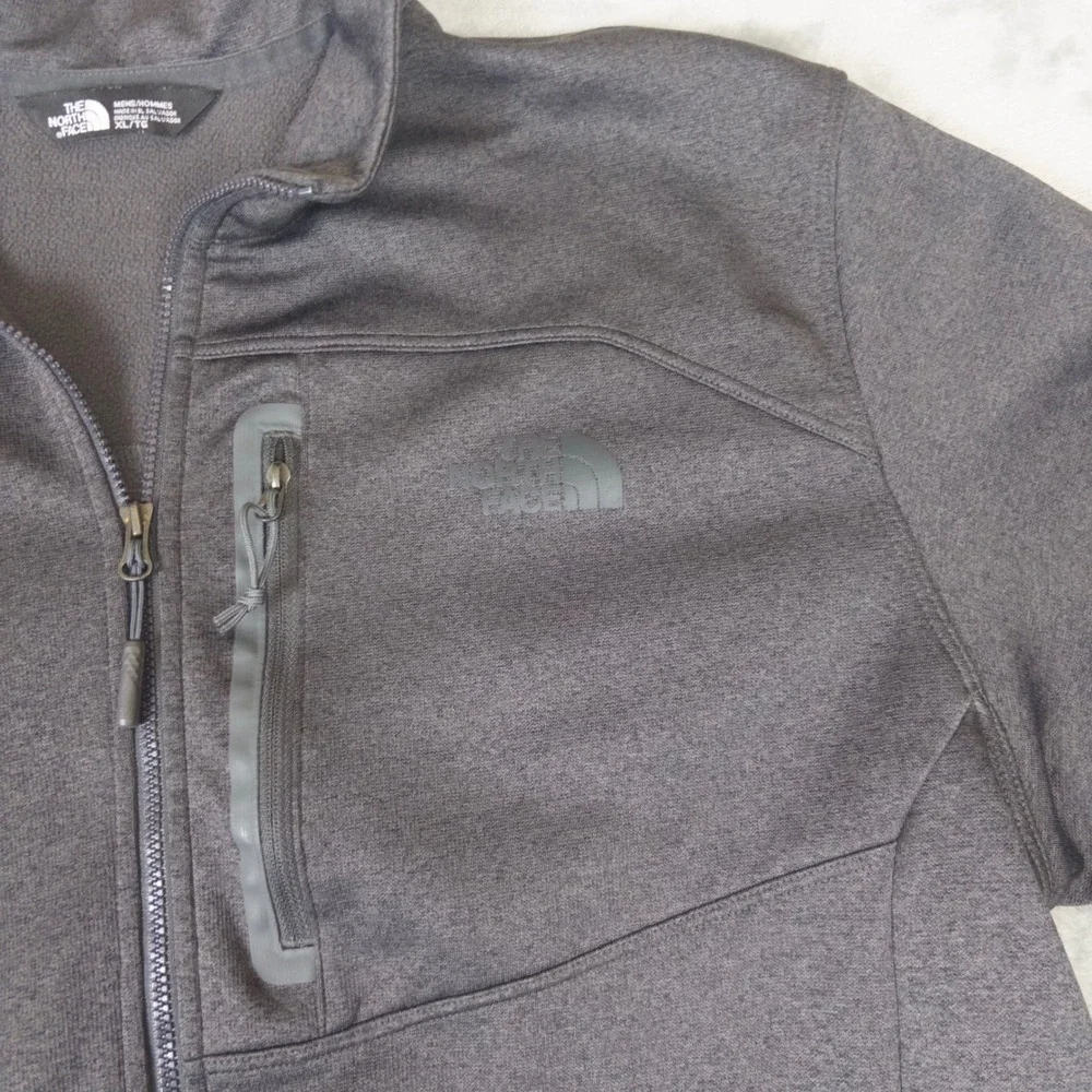 The North Face 1/4 Zip Pullover Mens XL Grey Fleece Chest Pocket Hiking Sweater